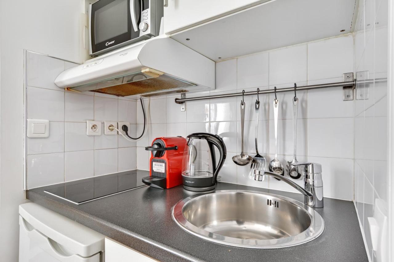 Pick A Flat'S Apartments In Batignolles - Rue Biot ปารีส ภายนอก รูปภาพ